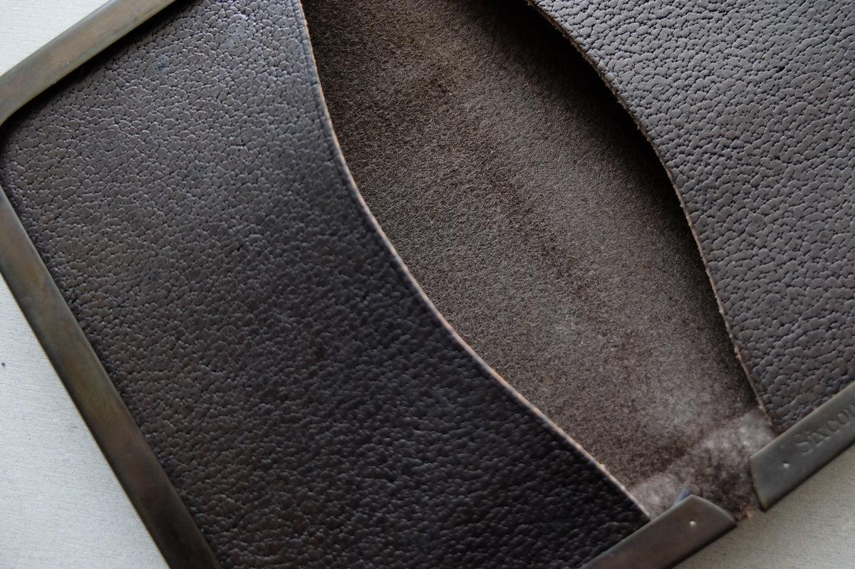 card case <熊革鉄媒染>