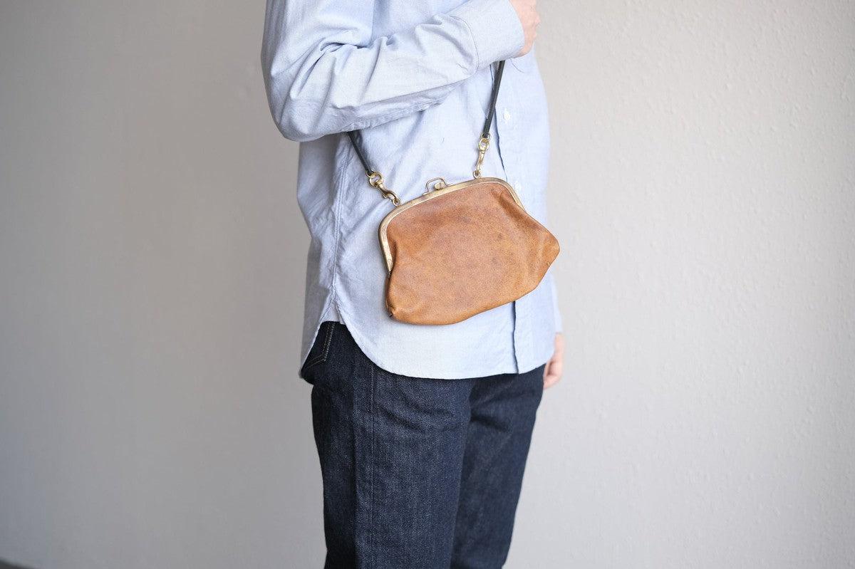 レザーショルダーポーチ <鹿革ヌメオイル> |SLAO-02SD