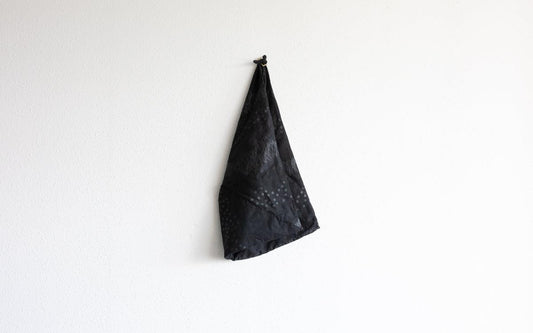 三角まとう|AYAO KURO