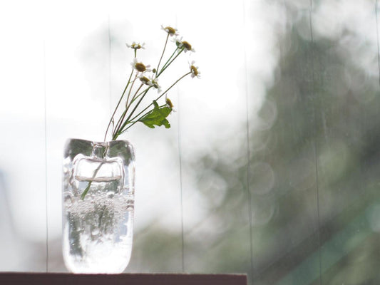 ガラスの一輪挿し｜豆豆皿｜竹のカトラリー