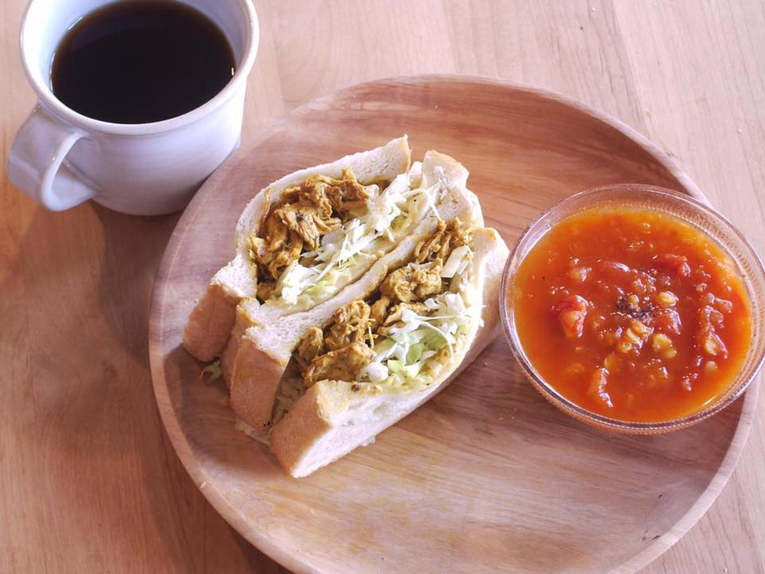 みんなの使い方（カフェ：八蔵） 0029　朝食の時間を愉しむ木のプレート