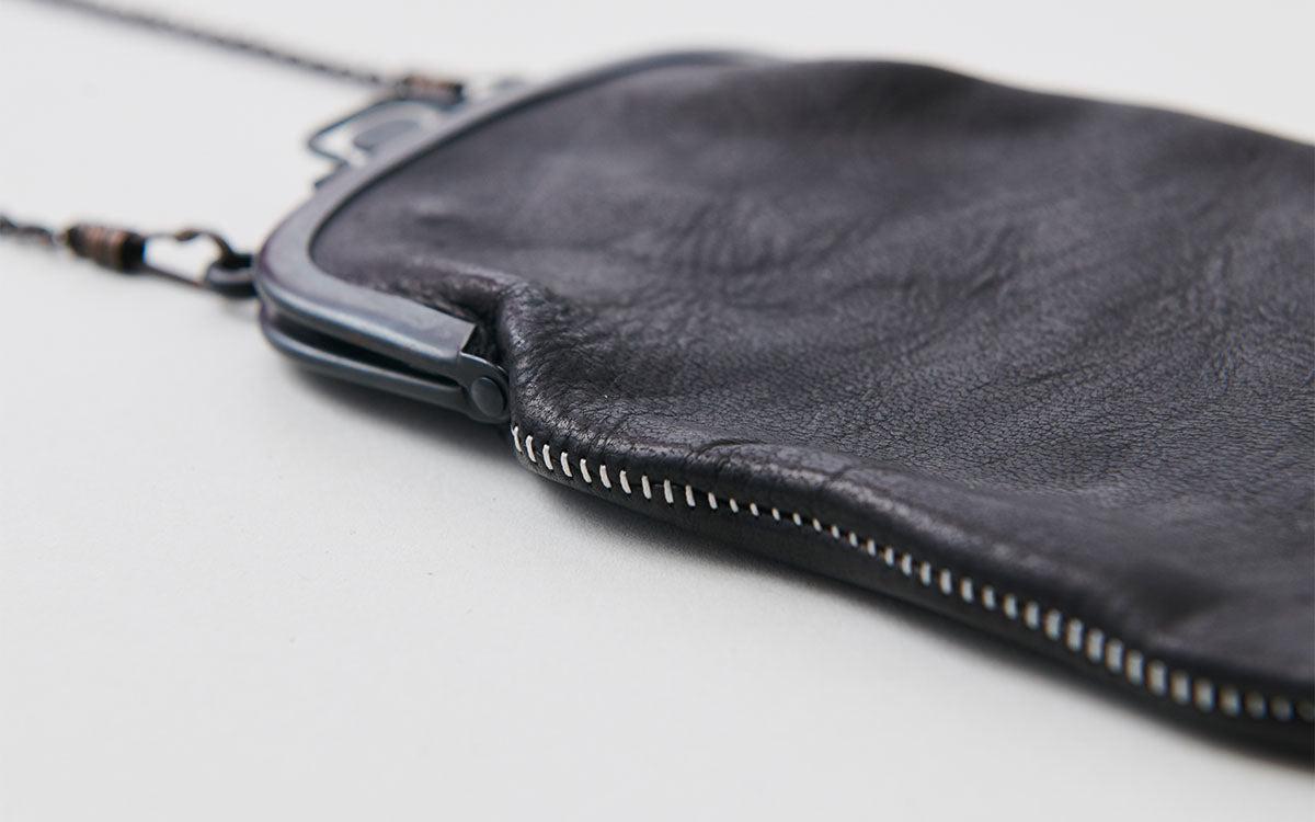 frame porch ＜エゾ鹿革黒染・M＞ レザーショルダーポーチ SHC-21D