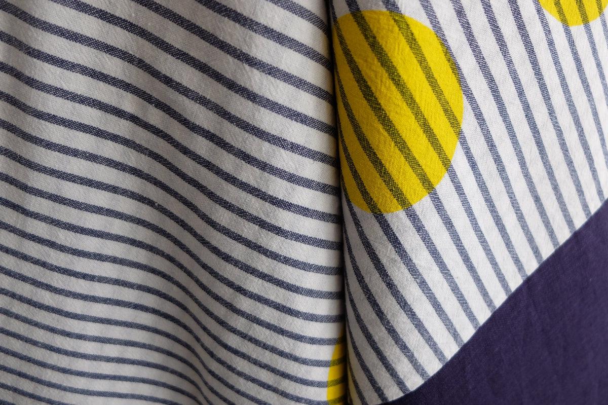 三角まとう｜silk screen textile 三丸