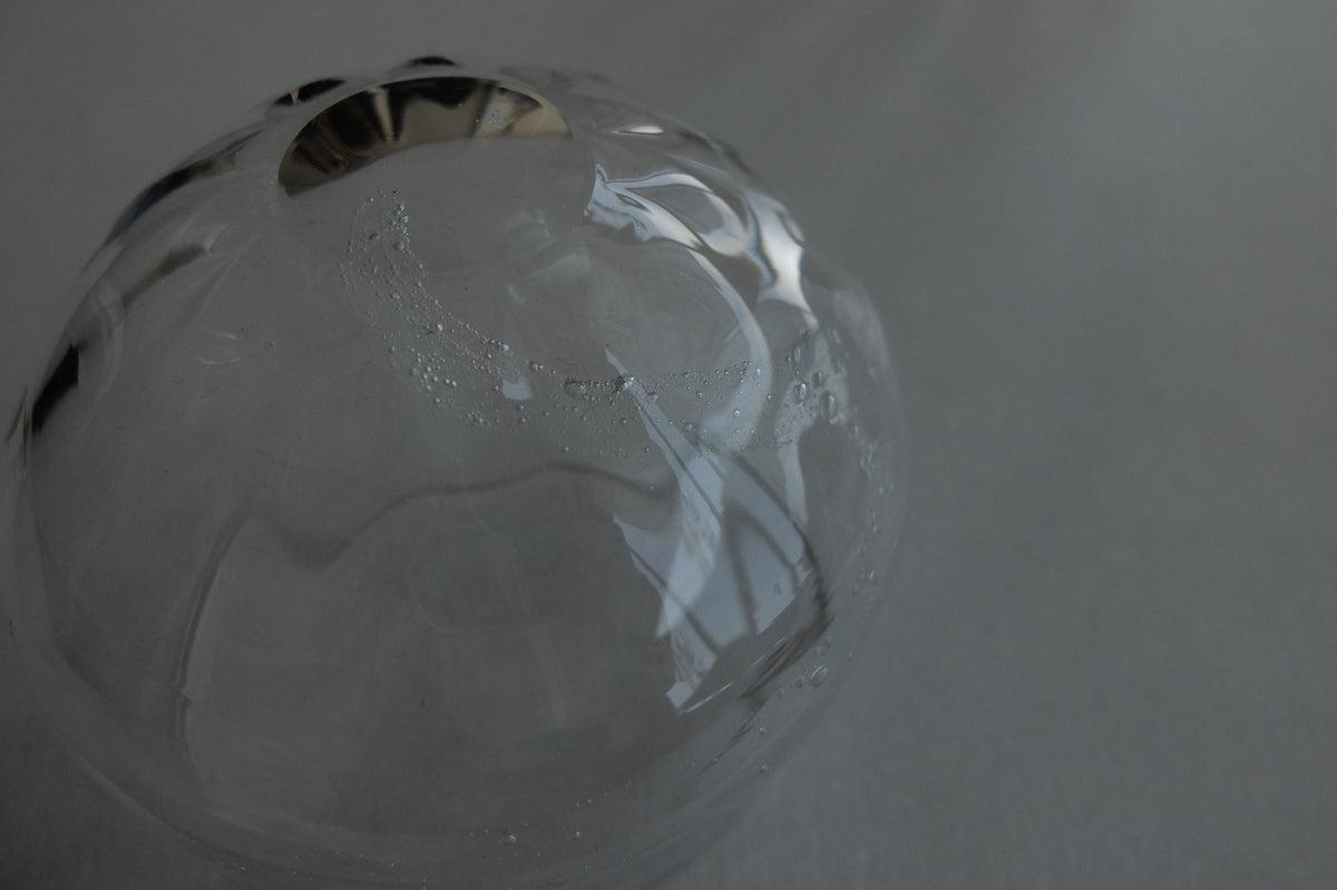 吹きガラスのグラス 六角 渦