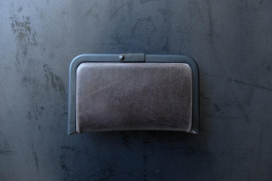 card case ＜牛革 gray＞