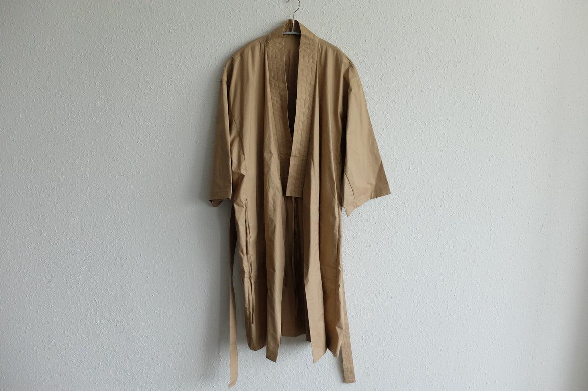 きるもの｜道着ローブ｜タイプライターストレッチ うす茶｜unisex freesize