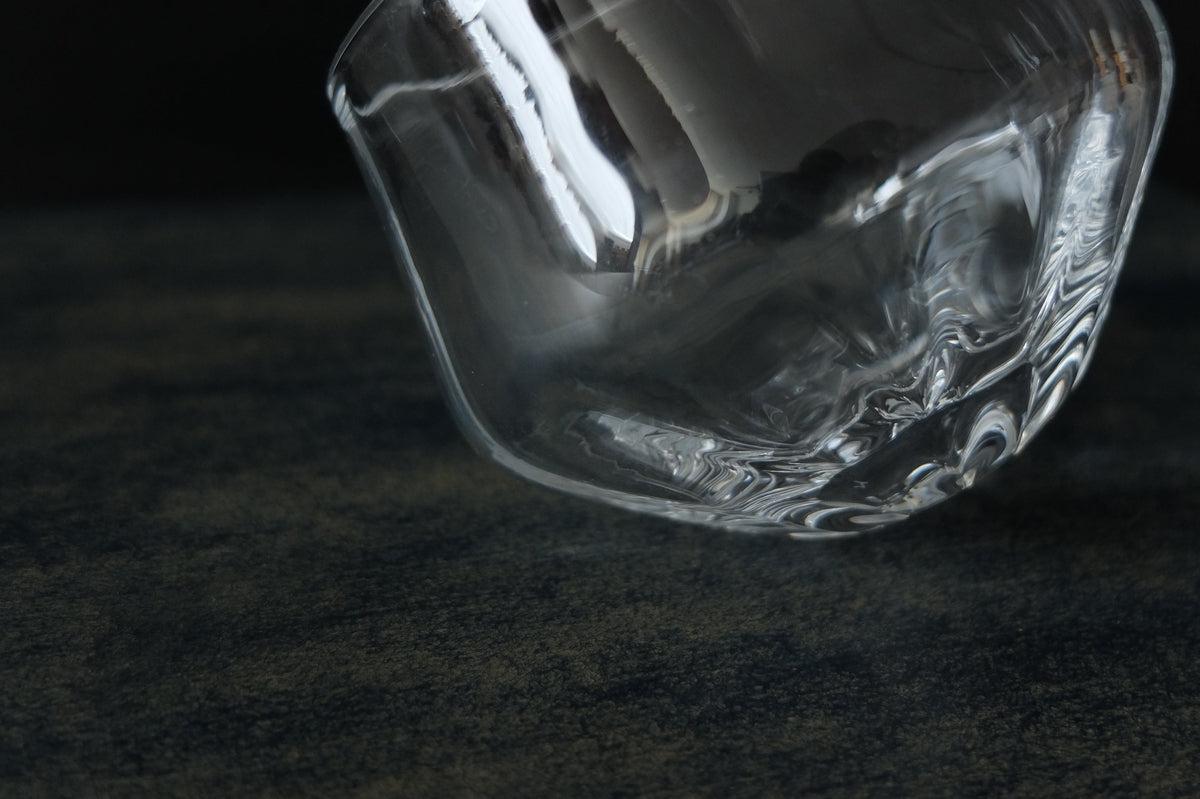 吹きガラスのグラス 六角