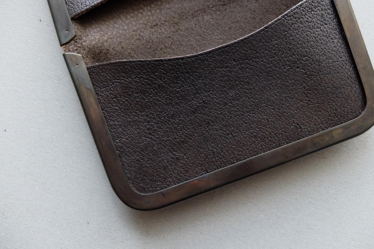 card case ＜熊革鉄媒染＞