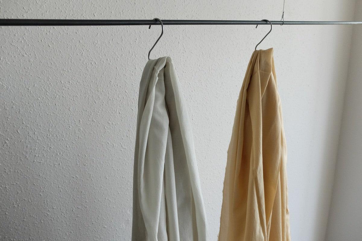 enrica cottonsilk scarf｜walnut-camel