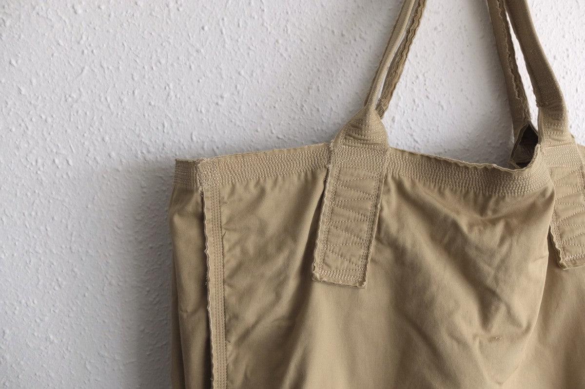 MITTAN / 綿麻ウェザーレイヤードバッグ大 薄茶 BA-19