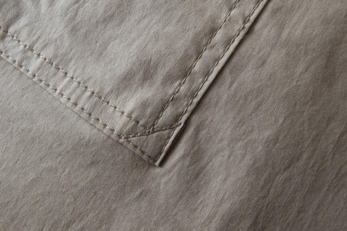 きるもの｜袈裟エプロン｜タイプライターストレッチ｜うす茶｜unisex freesize