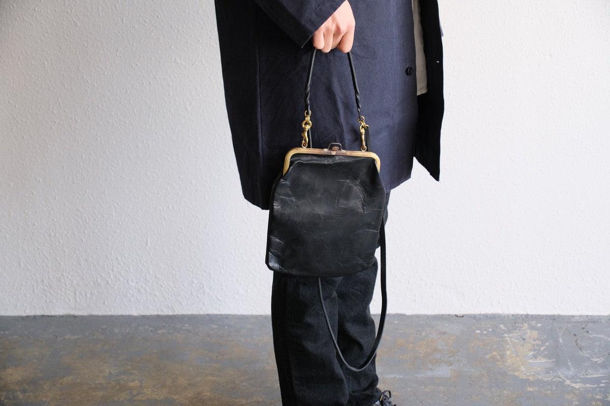 frame porch ＜エゾ鹿革黒染・L＞ レザーショルダーポーチ SHC-31D