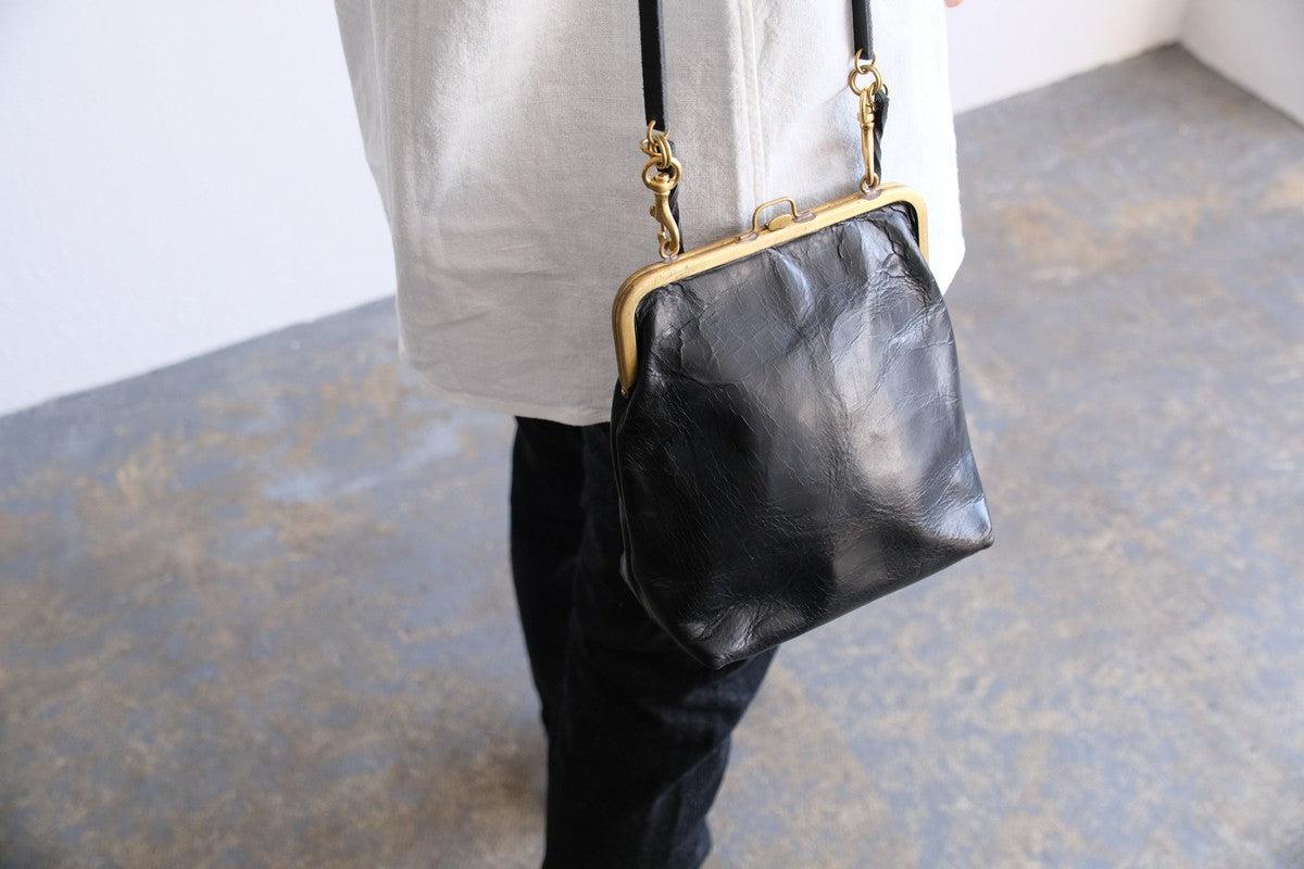 frame porch SHO-61 ＜豚革 黒＞ マスタードストライプ裏地