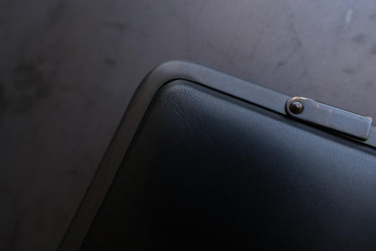 card case ＜牛革 maremma black＞