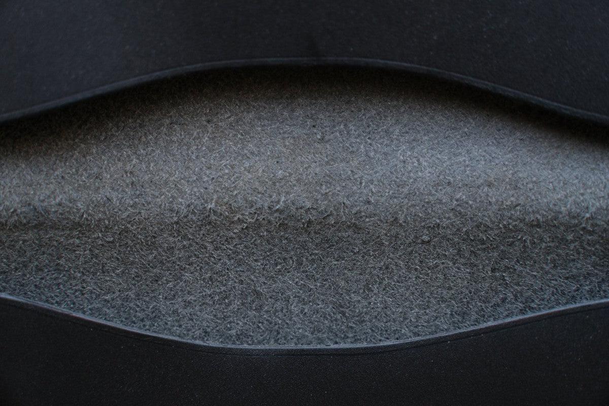 card case ＜牛革 maremma black＞