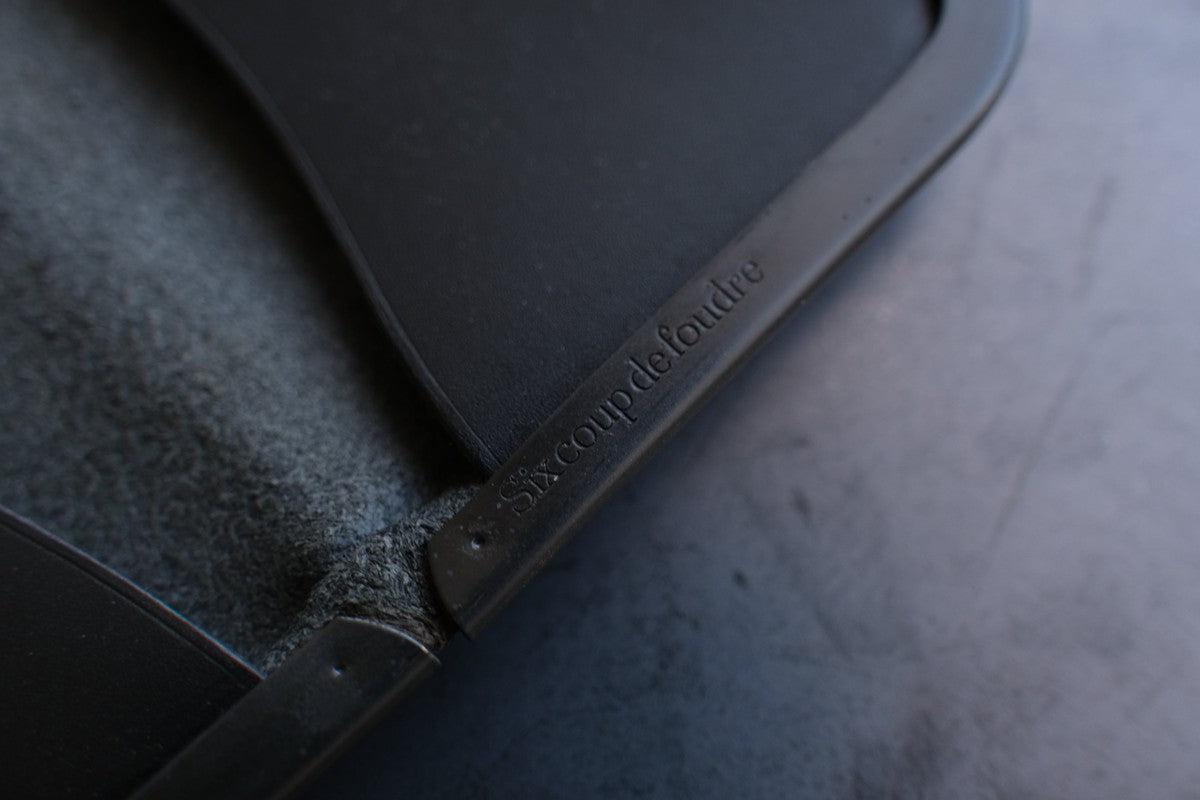 card case ＜牛革 maremma black＞