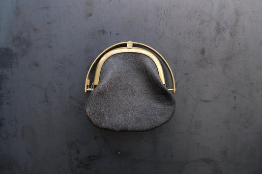 coin case ＜本州鹿革 鉄媒染＞
