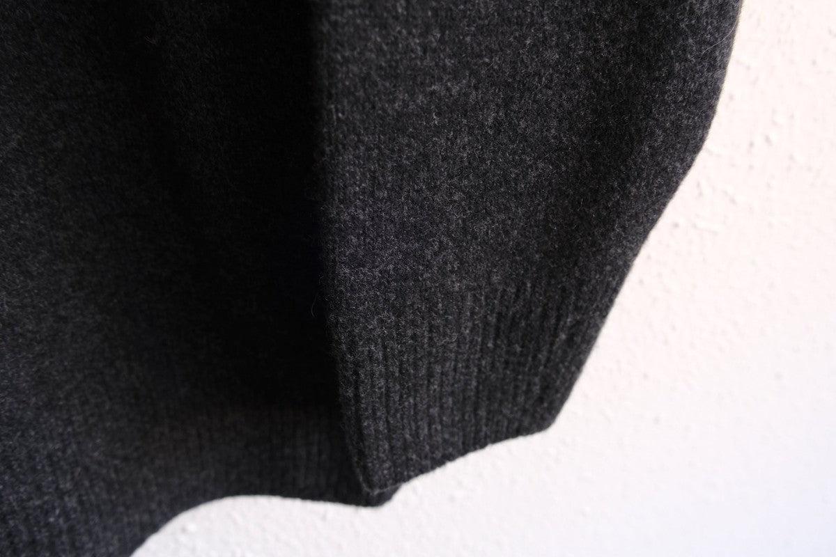 MITTAN / ウルグアイウールセーター 黒杢 KN-20 / unisex