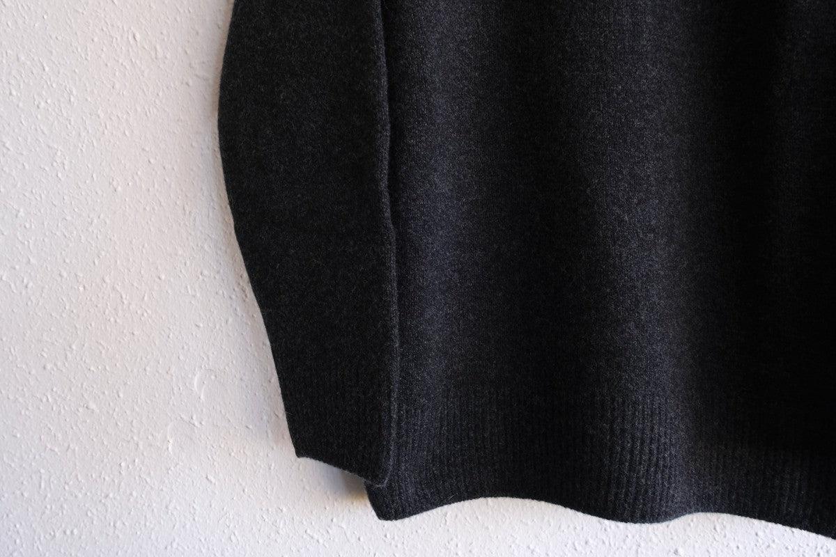 MITTAN / ウルグアイウールセーター 黒杢 KN-20 / unisex