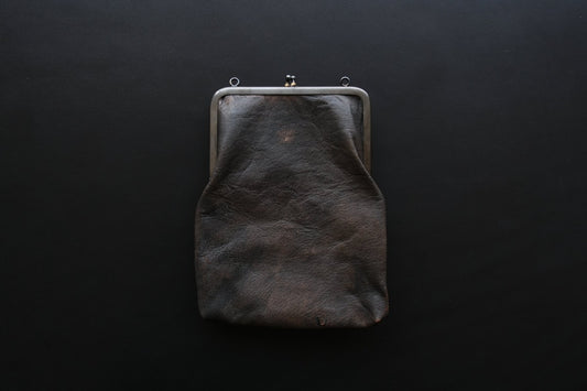 レザーショルダーポーチ ＜鹿革鉄媒染＞ ｜SLAO-08D