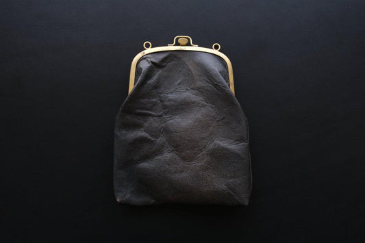 レザーショルダーポーチ <鹿革鉄媒染> |SHO-65D