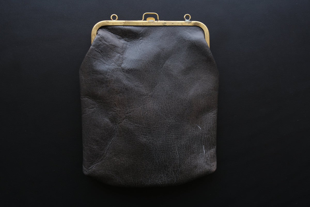frame porch ＜鹿革鉄媒染・L＞ レザーショルダーポーチ SHC-31D