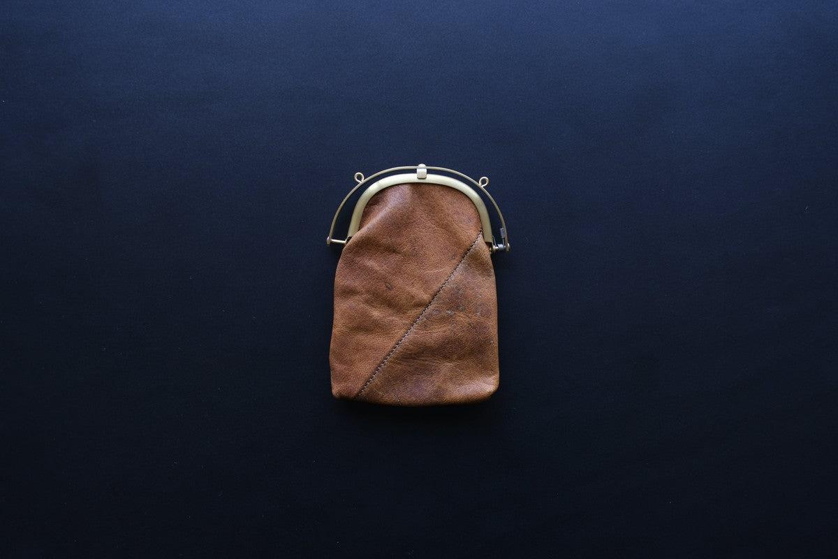 レザーショルダーミニポーチ ＜鹿革ヌメオイル＞ ｜SHC-82D