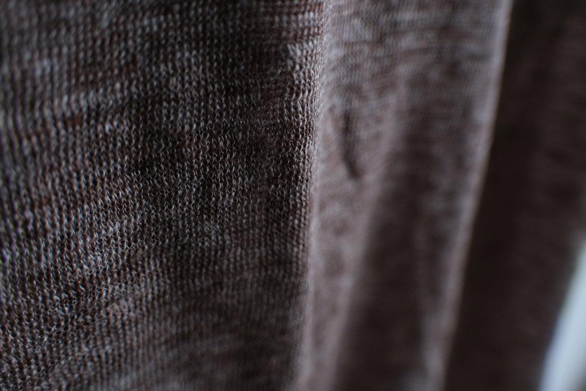 リネンニット タートルネック長袖二重プルオーバー｜レディース｜ブラウン