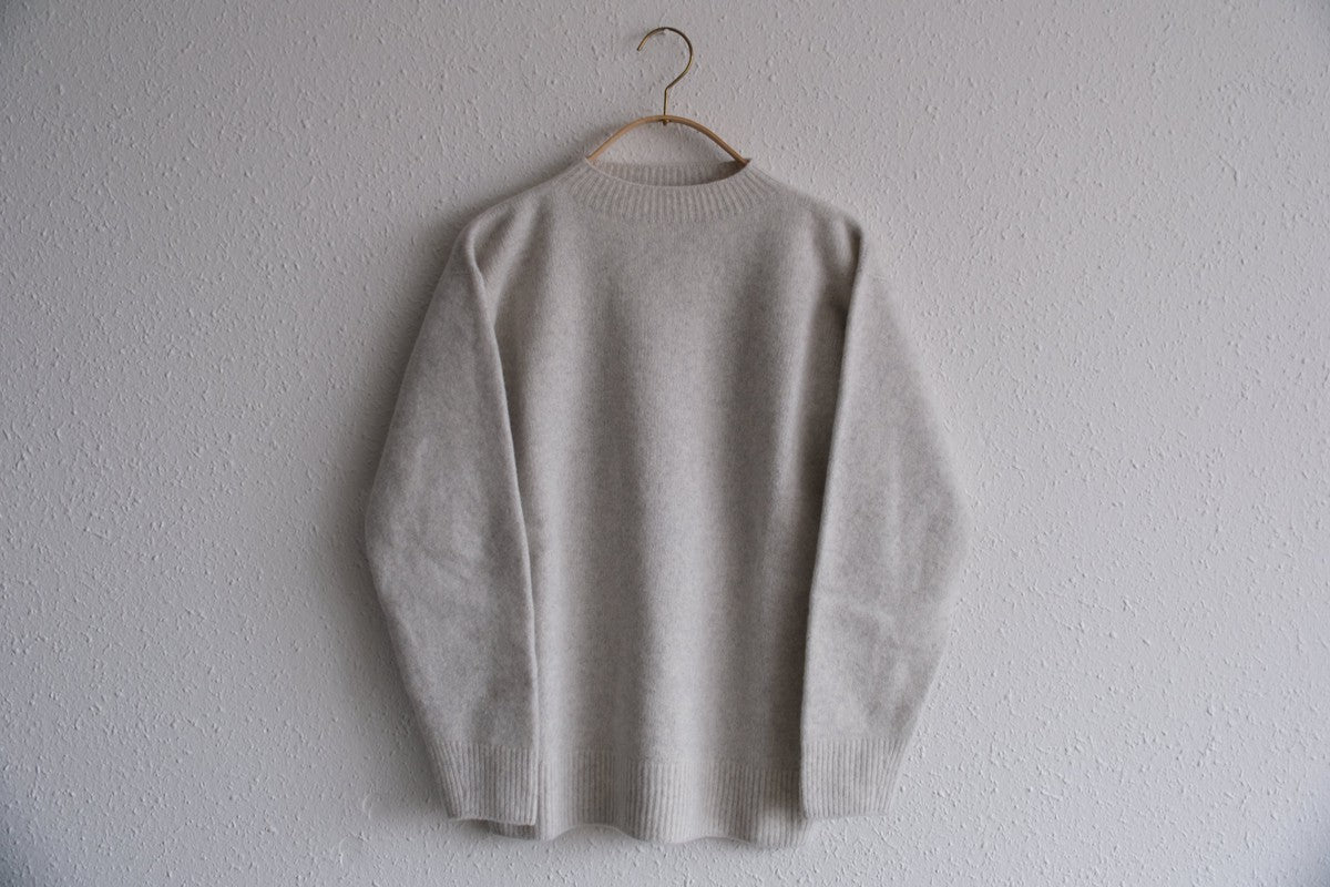 MITTAN / ウルグアイウールセーター 薄灰 KN-20 / unisex
