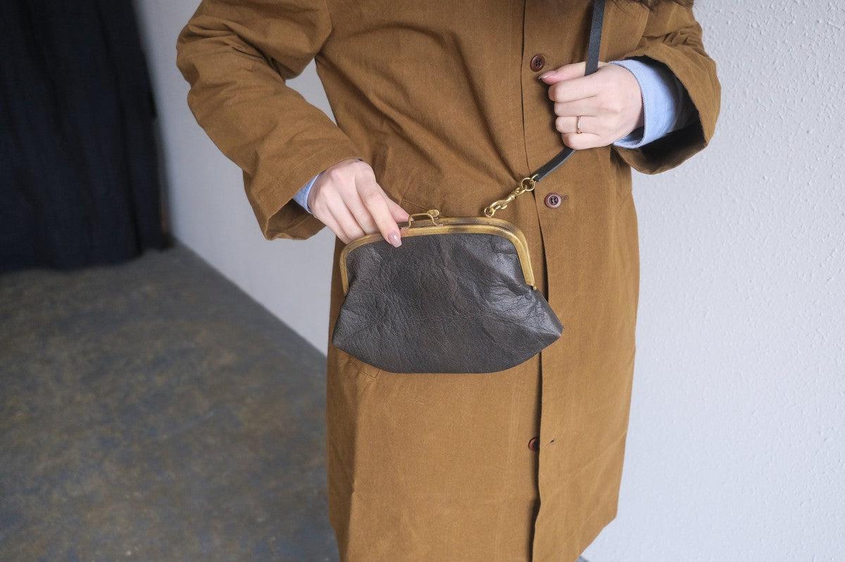 レザーショルダーポーチ ＜豚革 black＞ ｜TABACO-02