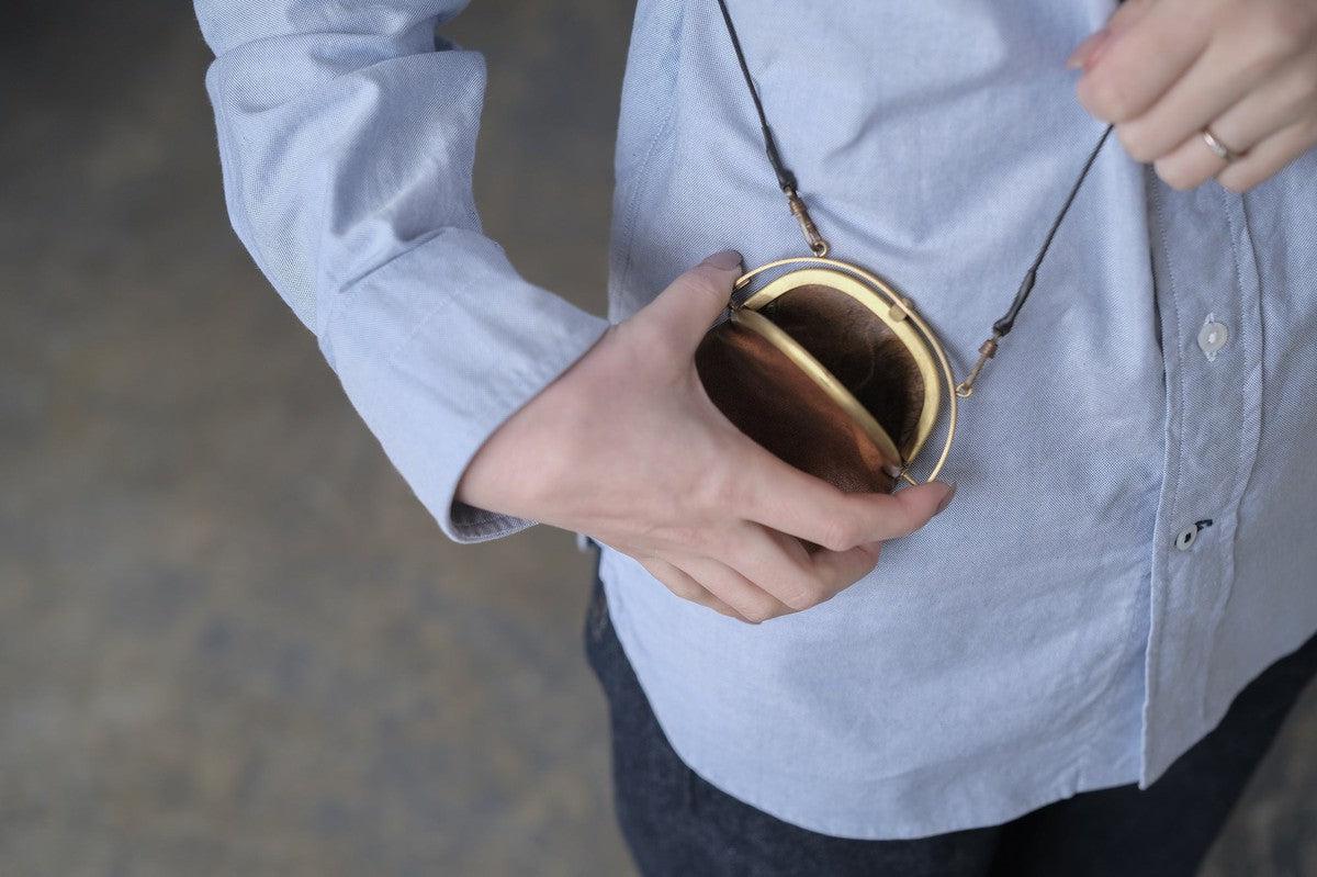 レザーショルダーミニポーチ ＜鹿革ヌメオイル＞ ｜SHC-82D