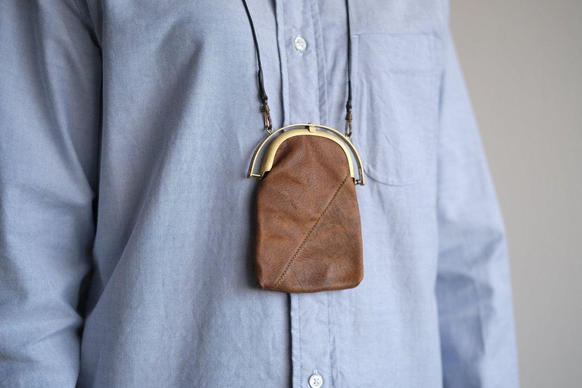 レザーショルダーミニポーチ ＜鹿革ヌメオイル＞ ｜SHC-82D