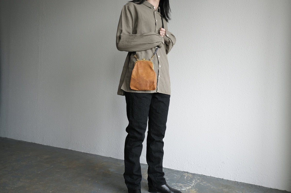 レザーショルダーポーチ ＜鹿革ヌメオイル＞ ｜SHO-65D