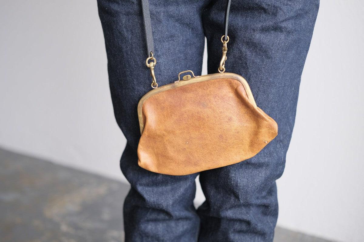 レザーショルダーポーチ ＜鹿革ヌメオイル＞ ｜SLAO-02SD