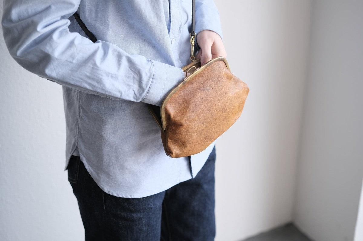 レザーショルダーポーチ ＜鹿革ヌメオイル＞ ｜SLAO-02SD