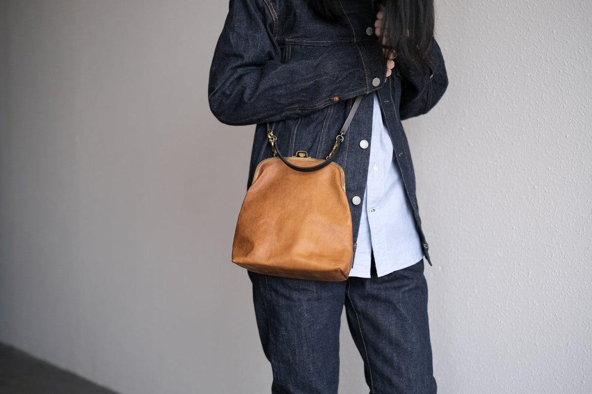 レザーショルダーポーチ ＜鹿革ヌメオイル＞ ｜SLAO-40D