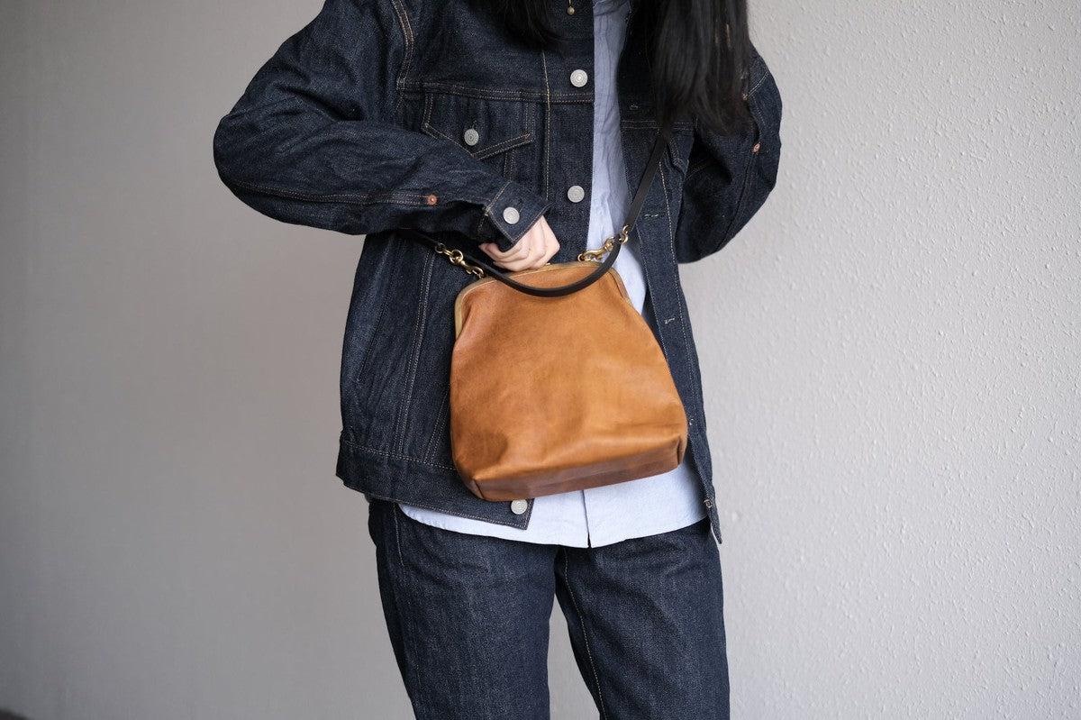 レザーショルダーポーチ ＜鹿革ヌメオイル＞ ｜SLAO-40D