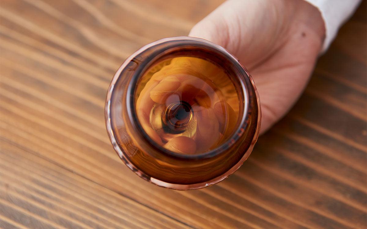 吹きガラスの蓋付きピッチャー ブルー