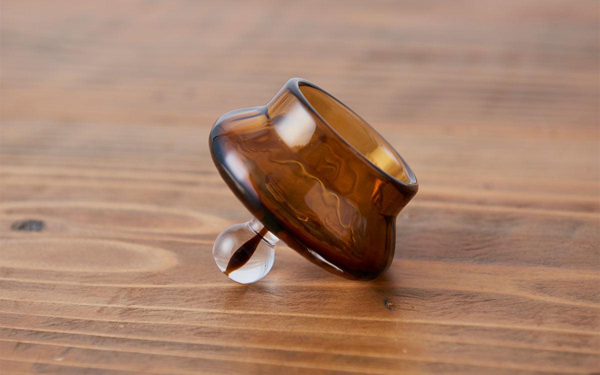 吹きガラスの蓋付きピッチャー ブルー