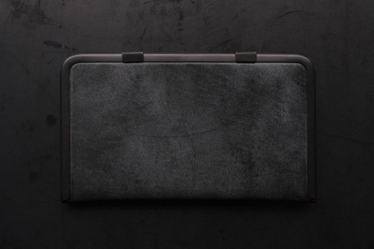 longwallet ＜牛革 #wax sumi＞