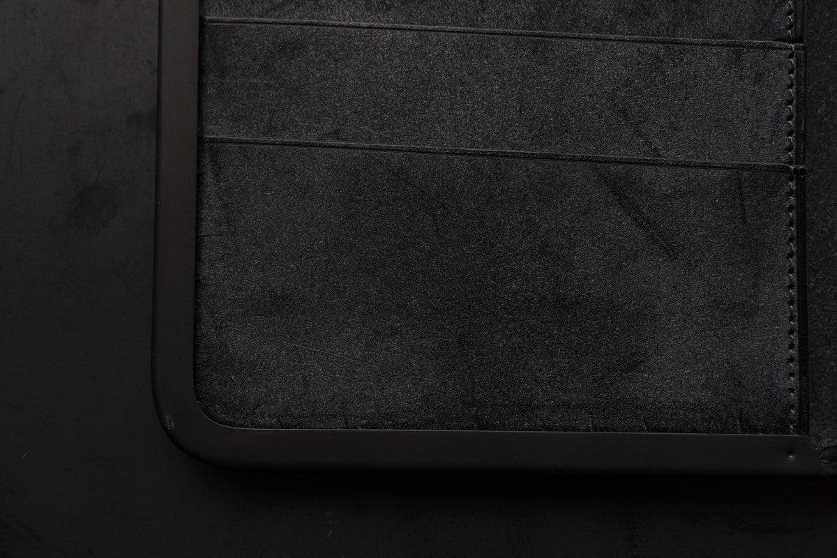 longwallet ＜牛革 #wax sumi＞