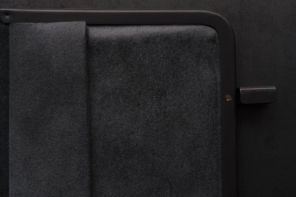 longwallet ＜牛革 #wax sumi＞