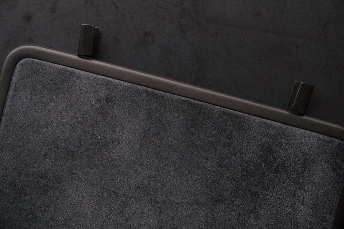 longwallet ＜牛革 #wax sumi＞