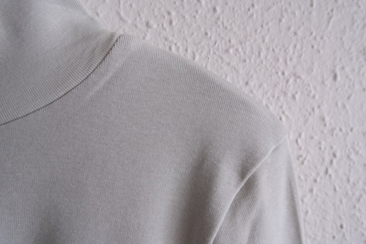 yohaku タートルネック長袖カットソー｜ライトグレー｜レディース