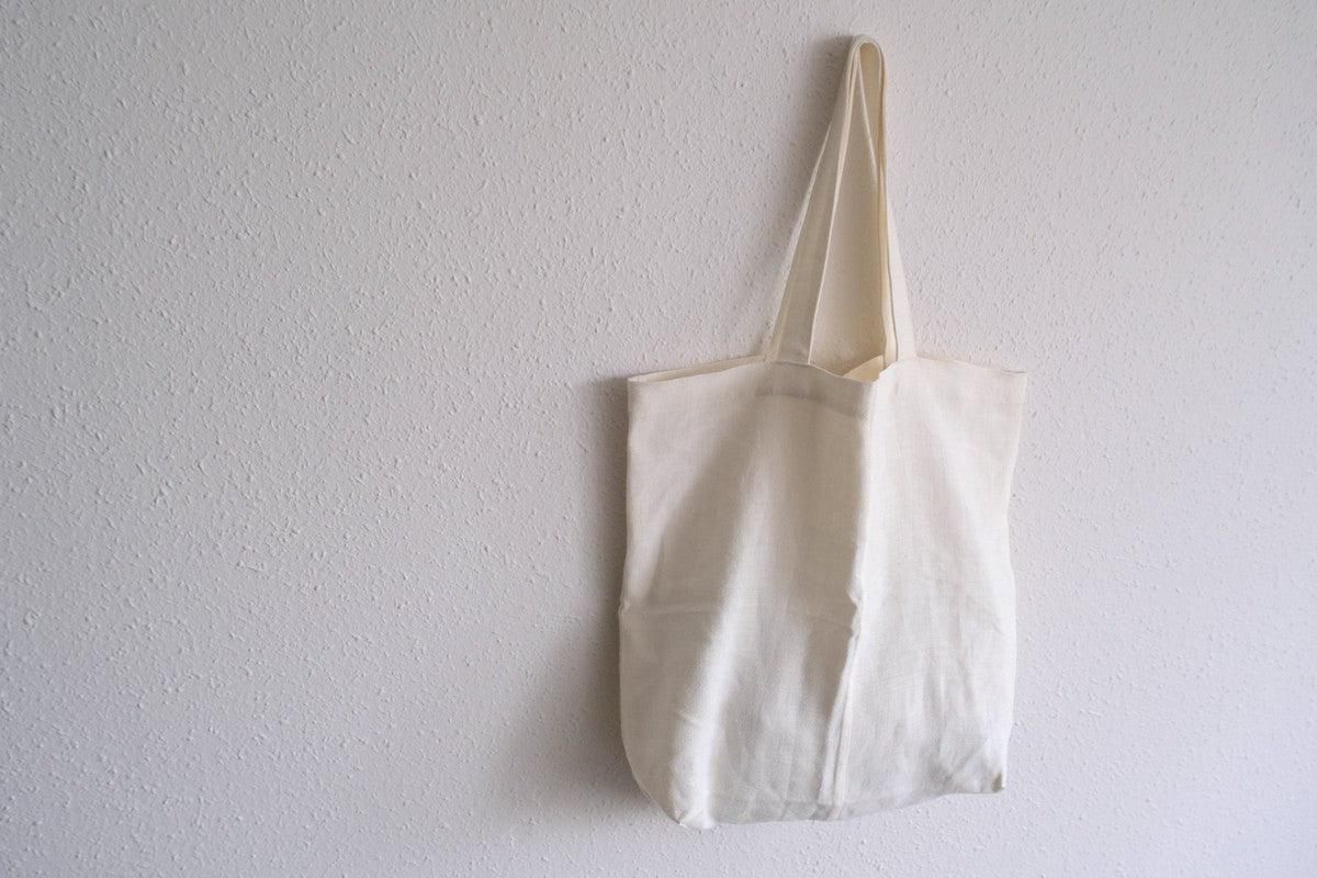 【1点限定】接ぎトートバッグ リネン中厚地 オフ白