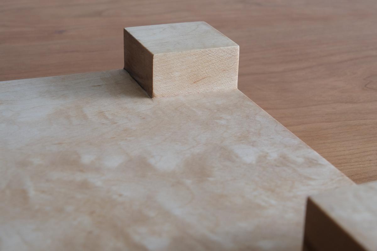 無垢材の切出し脚付き台 ハードメープル オイル仕上げ ＜2＞