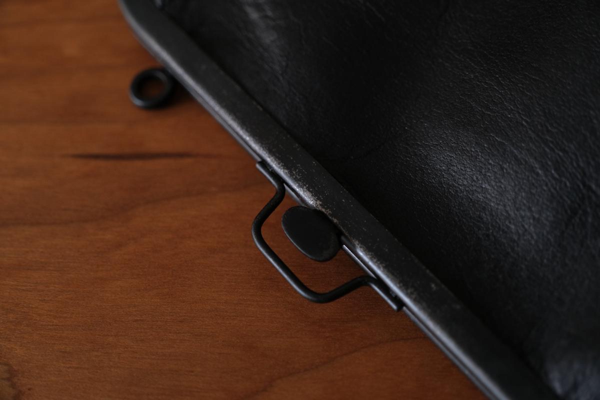 frame porch SHO-61 ＜鹿革 黒 / 滋賀-10＞ ブラックストライプ裏地