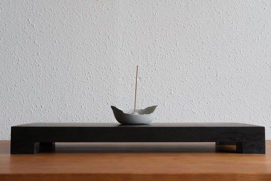 無垢材の切出し脚付き台 ウェンジ オイル仕上げ ＜4＞