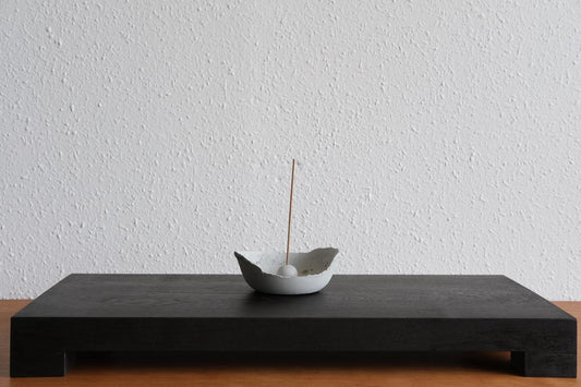 無垢材の切出し脚付き台 ウェンジ オイル仕上げ ＜4＞