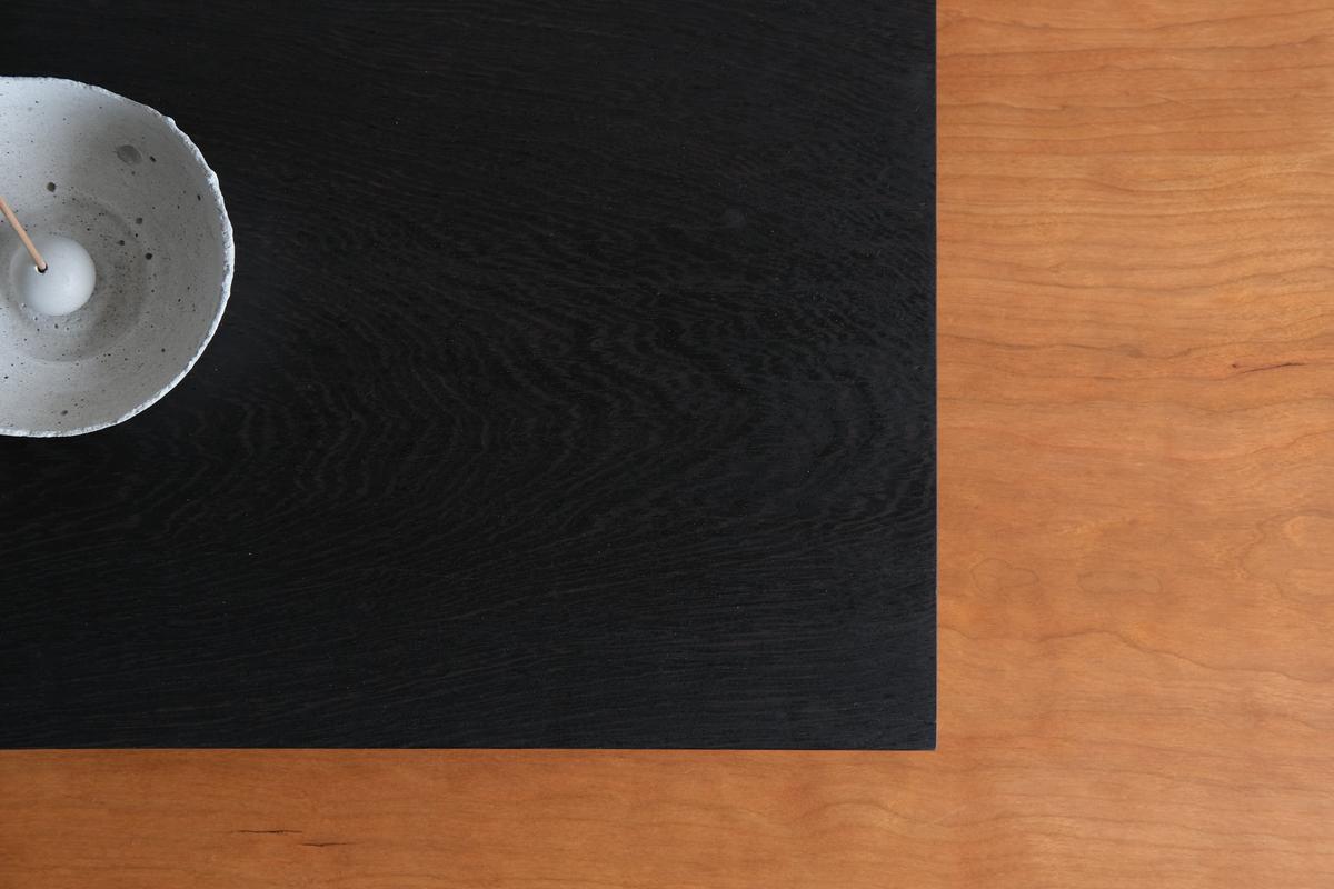 無垢材の切出し脚付き台 ウェンジ オイル仕上げ ＜4＞